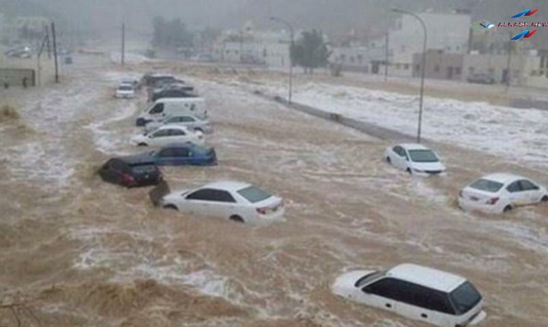 حالة الطقس في السعودية : أمطار وسيول والأرصاد تقرر إغلاق الطرق وتحذيرات شديدة