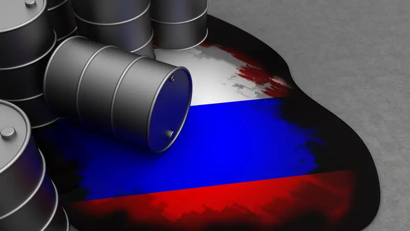 الاتحاد الأوروبي يعلن فرض عقوبات اقتصادية حديثة على المشتقات النفطية الروسية