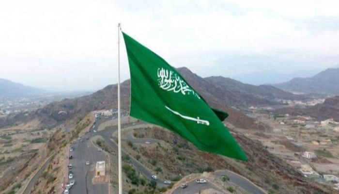 السعودية تفجر مفاجأة كبيرة وتحقق حلم الوافدين بقرار رسمي يمنع ترحيلهم!