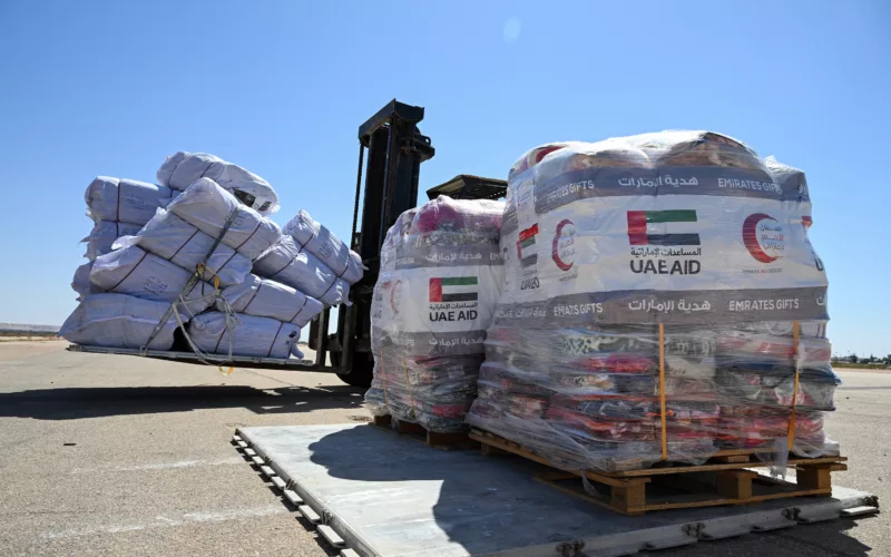 الامارات ترسل رسمياً المساعدات إلى ليبيا لليوم الخامس علي التوالي